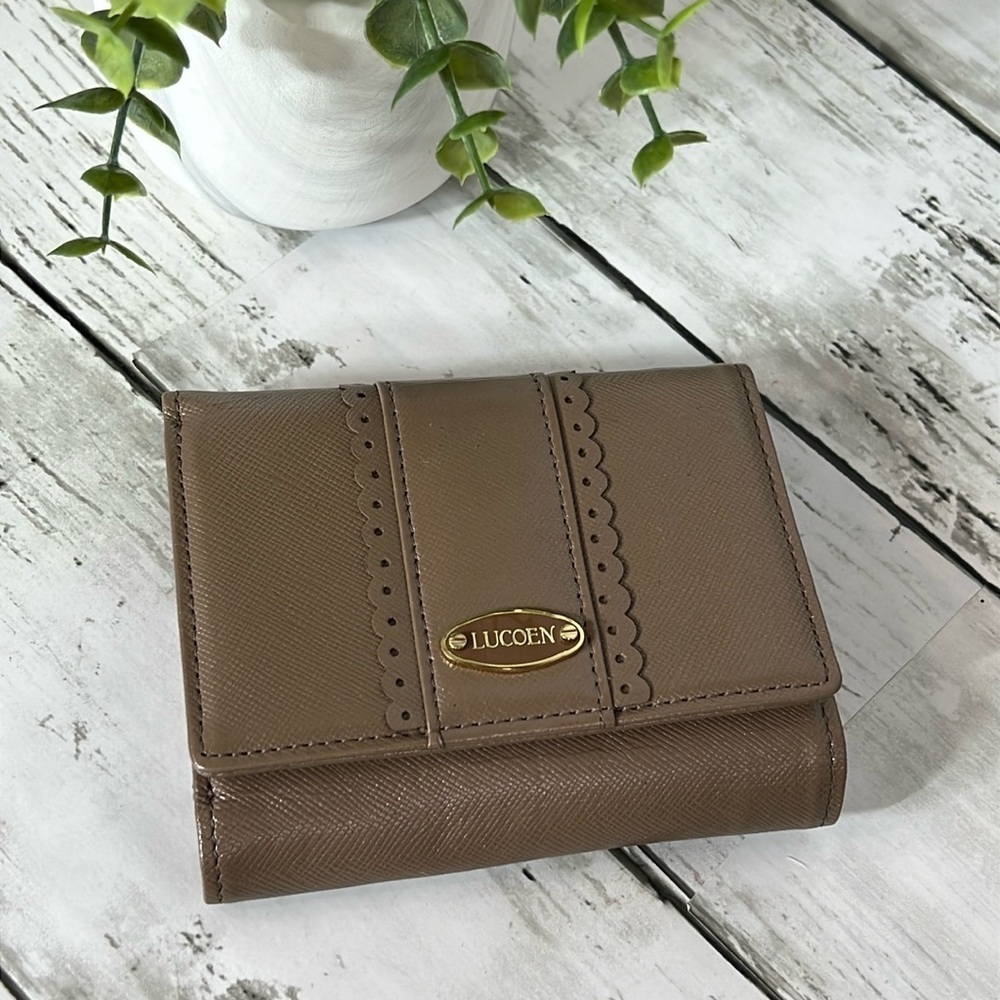 Lucoen Brown Wallet
